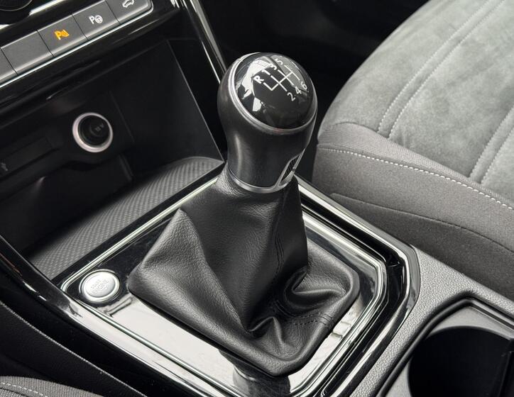 Volkswagen Touran 37