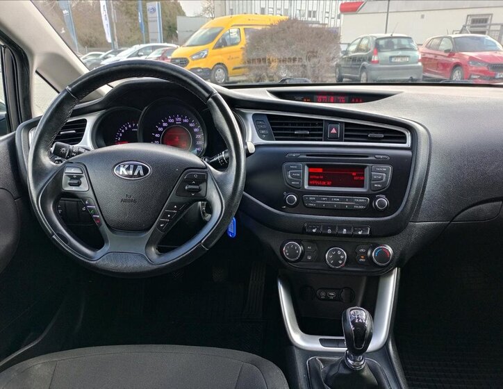 KIA Ceed Hatchback 1,4 l 73 kw