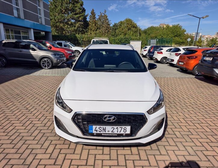 Hyundai i30 Kombi 1,4 l 103 kw