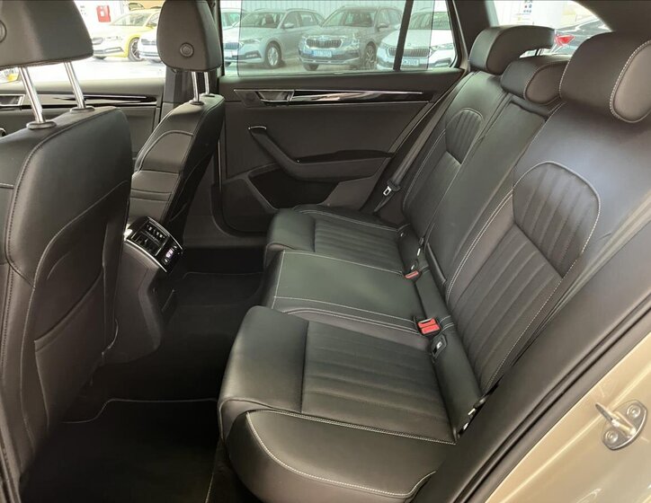 Škoda Superb Kombi 2,0 l 147 kw