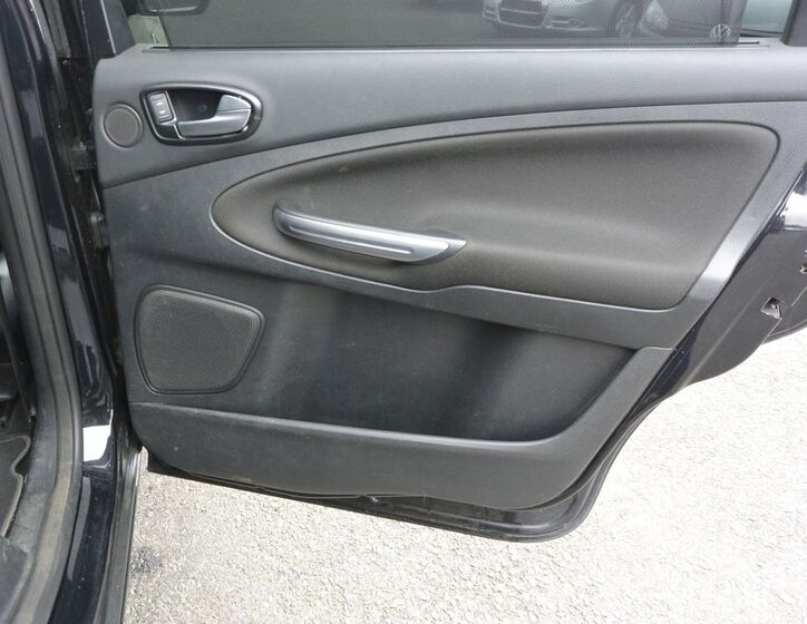 Ford S-MAX MPV 2,2 l 147 kw