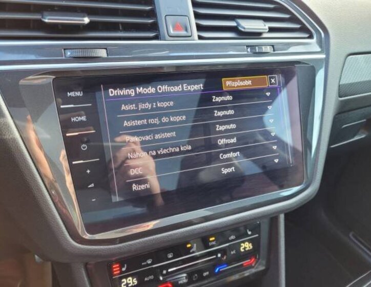 Volkswagen Tiguan SUV 2,0 l 235 kw