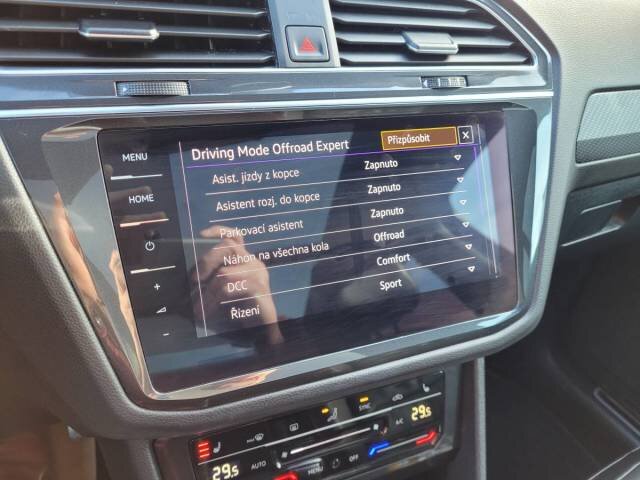 Volkswagen Tiguan SUV 2,0 l 235 kw