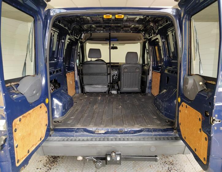 Ford Transit Connect 11