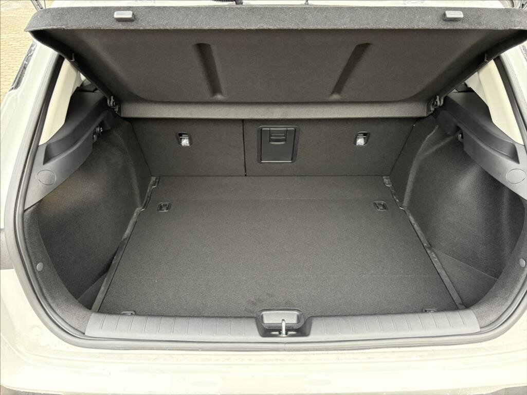 KIA Ostatní Hatchback 1,6 l 132 kw