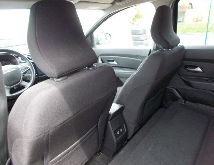 Dacia Duster SUV / Terénní 1,3 l 96 kw