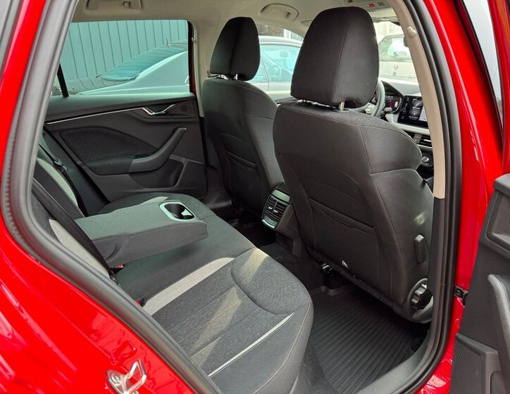 Škoda Kamiq SUV 999,0 85 kw