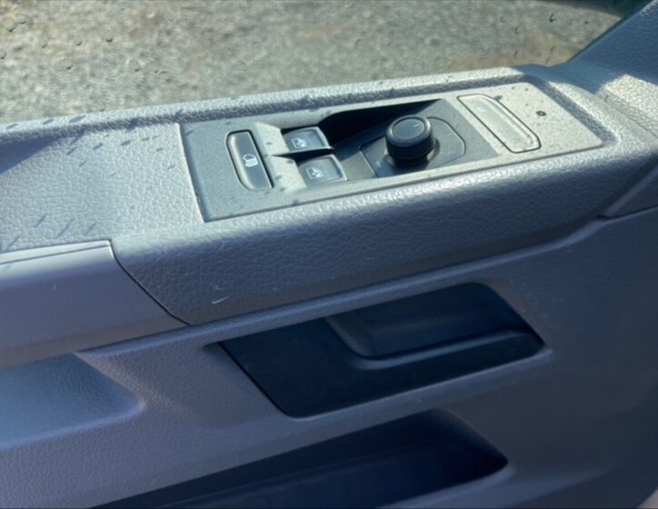 Volkswagen Transporter Ostatní 2,0 l 110 kw