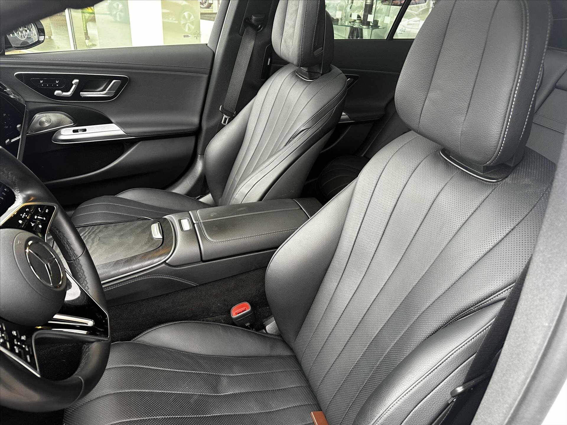 Mercedes-Benz Třídy E Kombi 3,0 l 270 kw