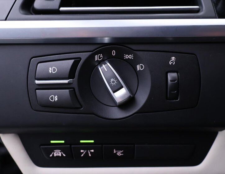 BMW Řada 6 Kupé 3,0 l 230 kw