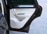 Volkswagen Touareg 32