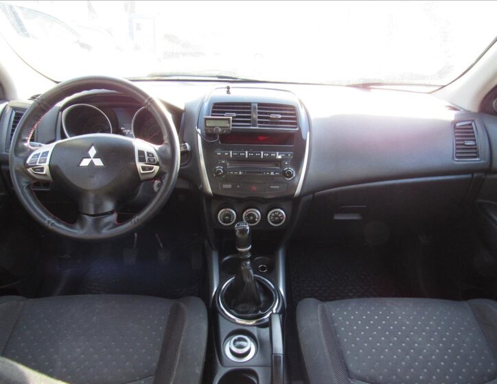 Mitsubishi ASX SUV / Terénní 1,8 l 110 kw