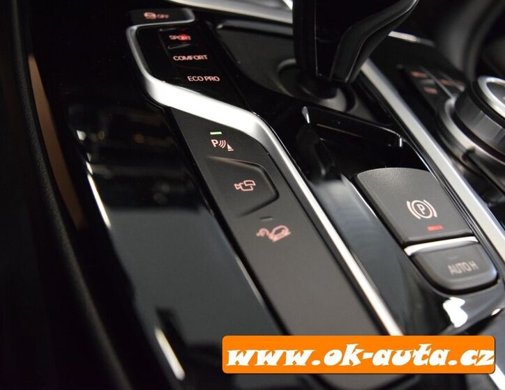 BMW X3 SUV 2,0 l 140 kw