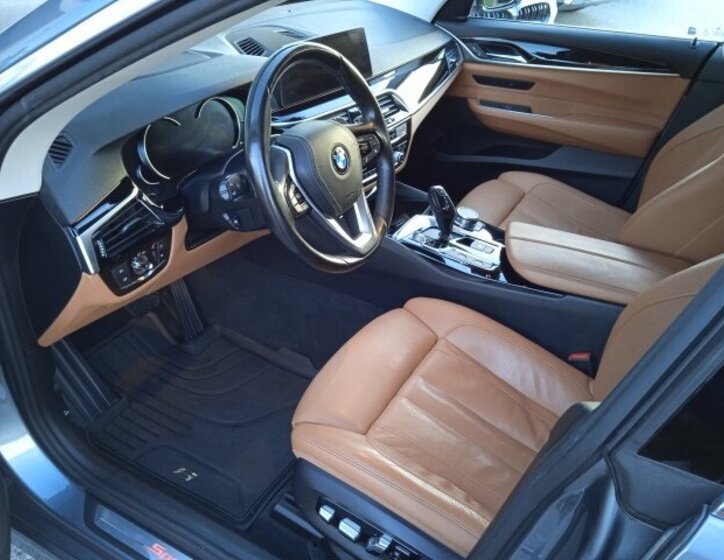 BMW Řada 6 Liftback 3,0 l 195 kw