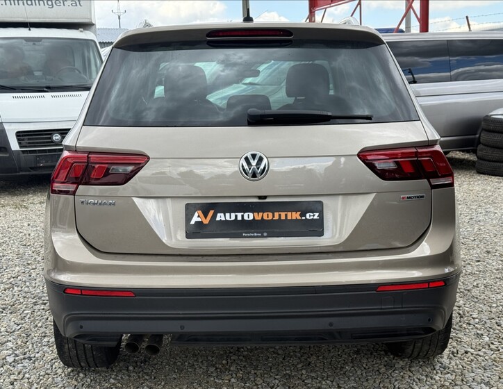 Volkswagen Tiguan 6