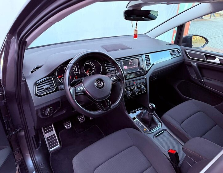 Volkswagen Golf Sportsvan Kombi 1,4 l 92 kw