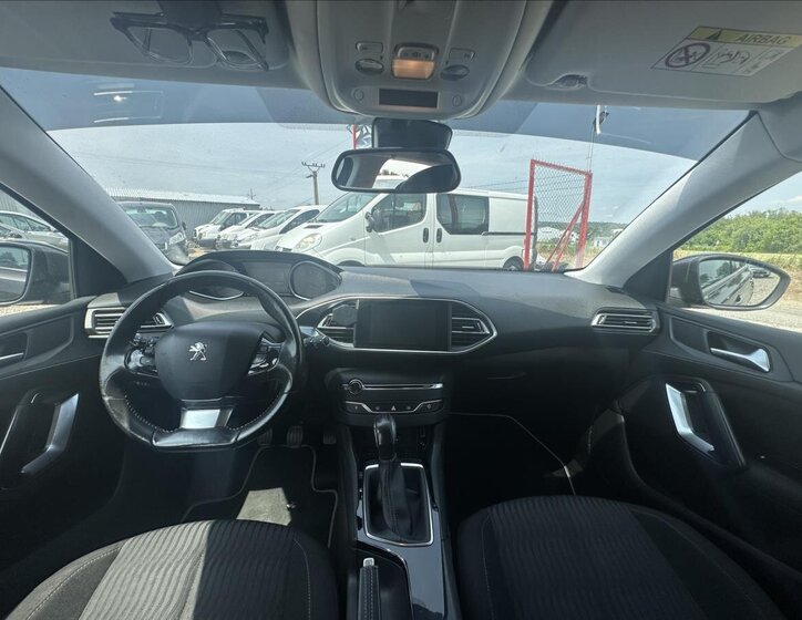 Peugeot 308 19
