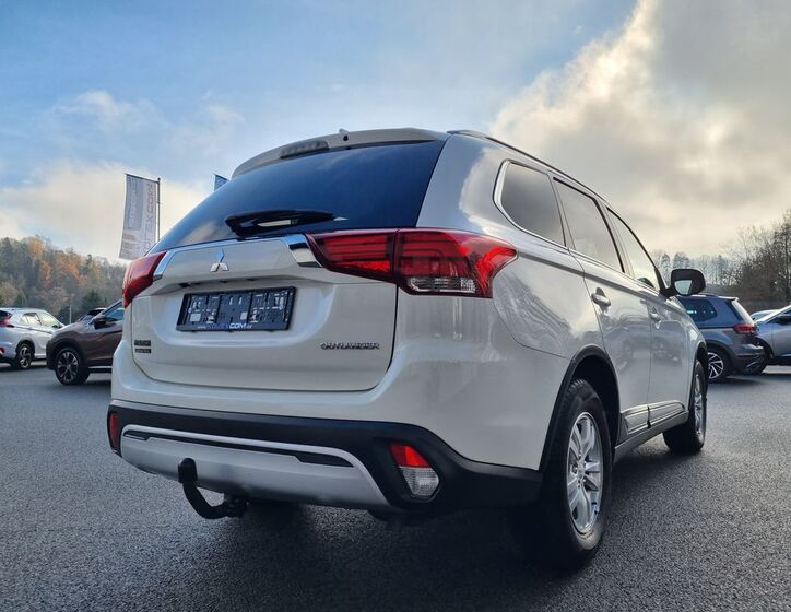 Mitsubishi Outlander 5