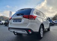 Mitsubishi Outlander 5