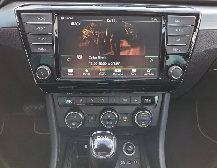 Škoda Superb Sedan / Limuzína 2,0 l 140 kw