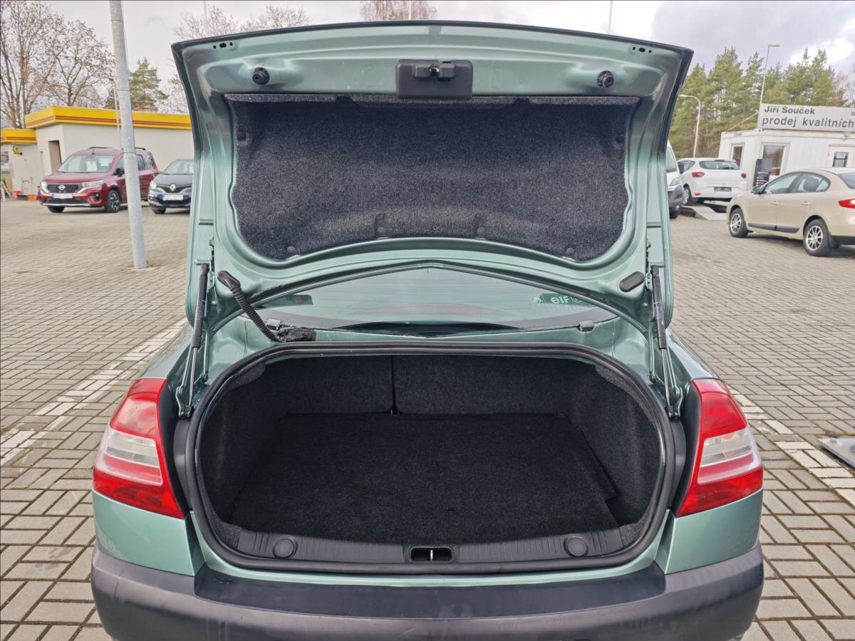 Renault Mégane Sedan / Limuzína 1,4 l 72 kw