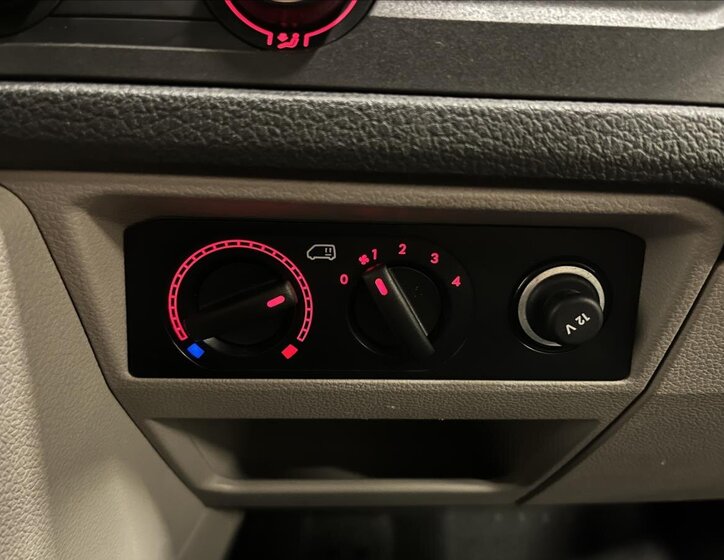 Volkswagen Transporter 13