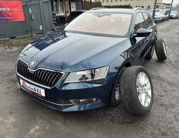 Škoda Superb Kombi 2,0 l 110 kw