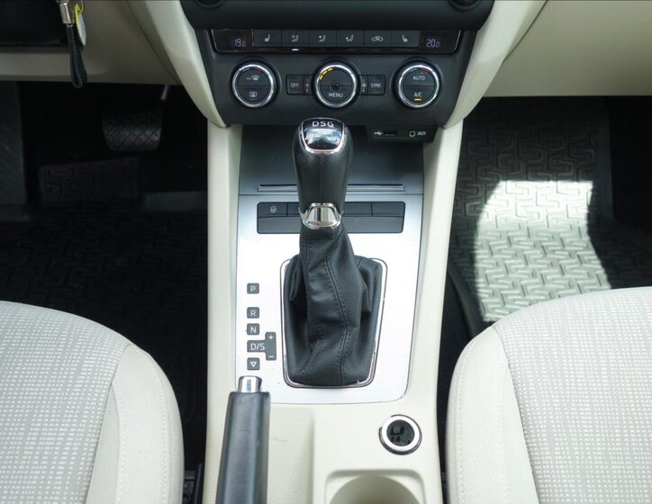 Škoda Octavia Liftback 1,6 l 81 kw