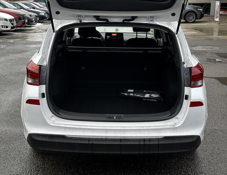 Hyundai i30 Kombi 1,5 l 70 kw