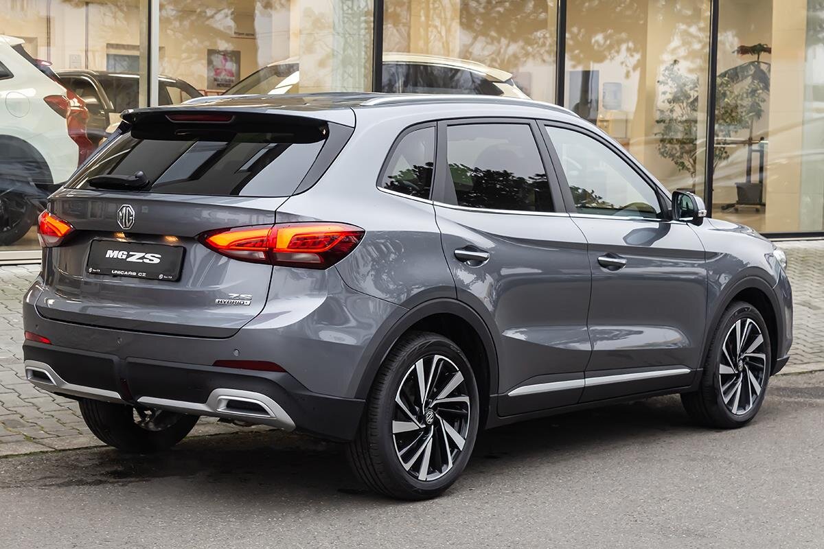 MG ZS