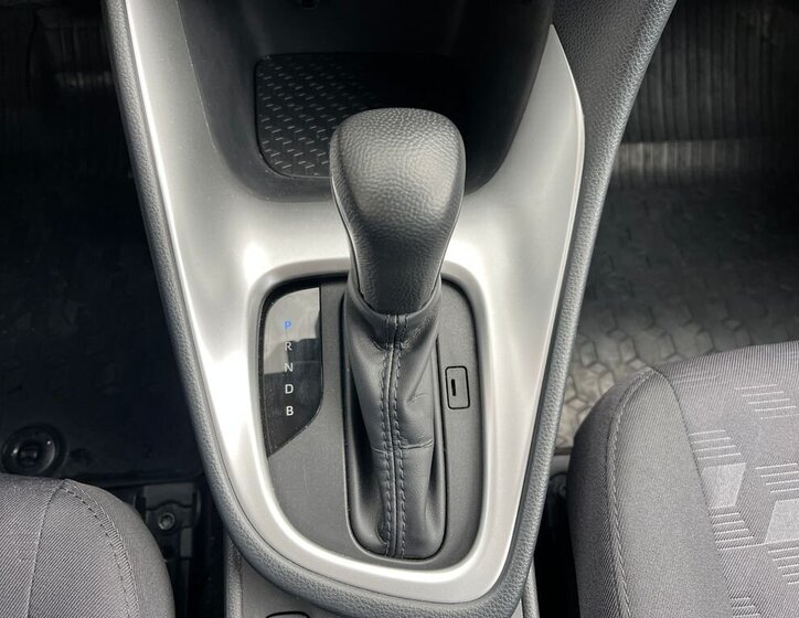 Toyota Yaris Hatchback 1,5 l 68 kw