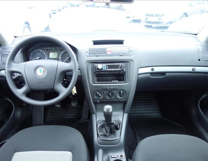 Škoda Octavia Liftback 1,6 l 75 kw