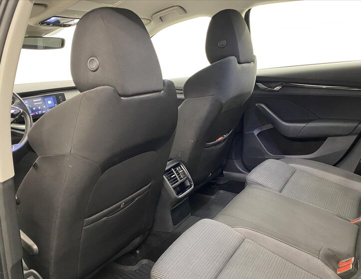 Škoda Octavia Liftback 1,5 l 110 kw