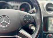 Mercedes-Benz Třídy M SUV 3,0 l 165 kw