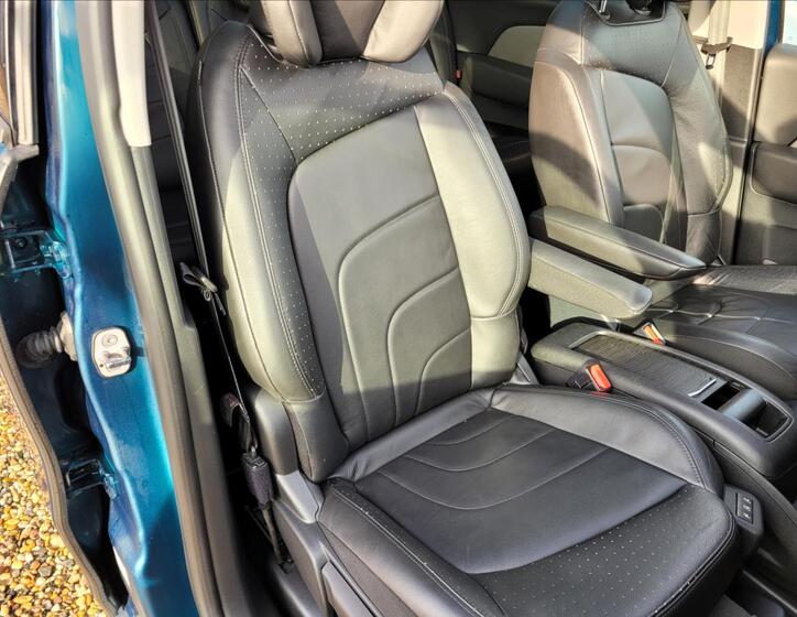 Citroën Grand C4 SpaceTourer 11