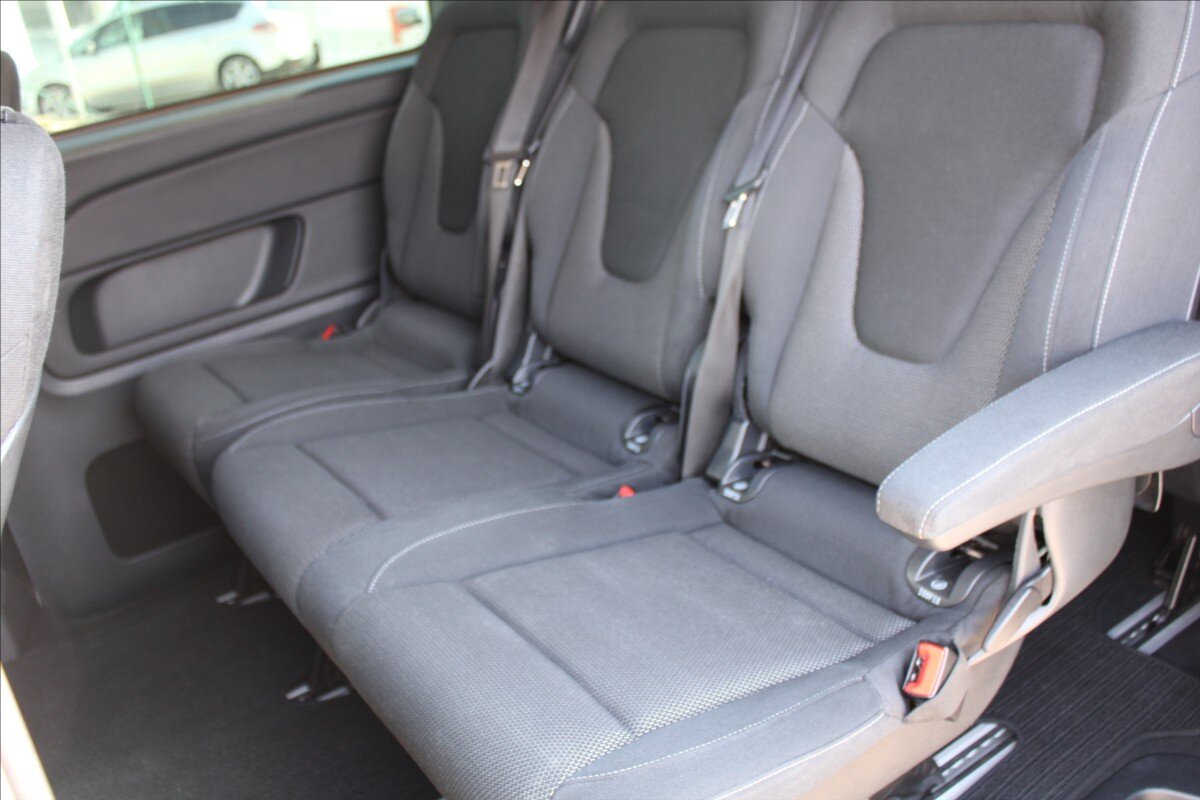 Mercedes-Benz Třídy V Kombi 2,1 l 140 kw