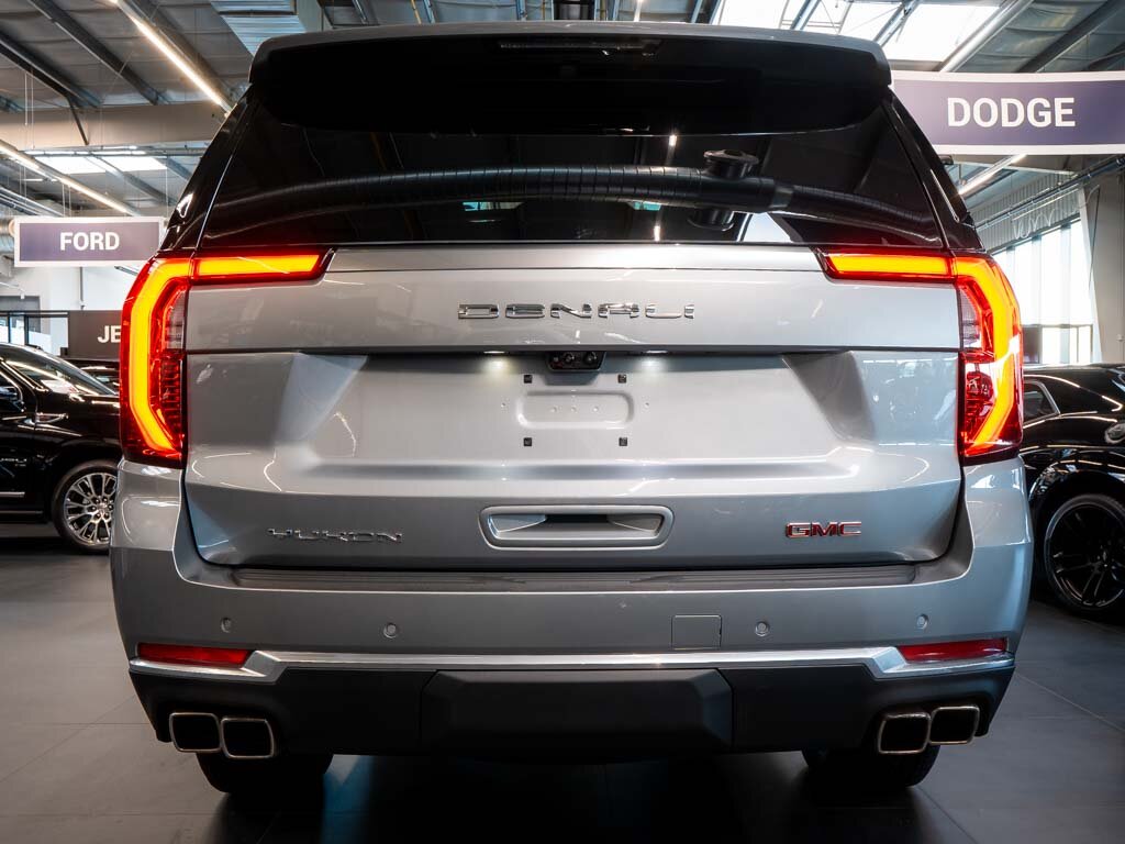 GMC Yukon SUV 6,2 l 313 kw