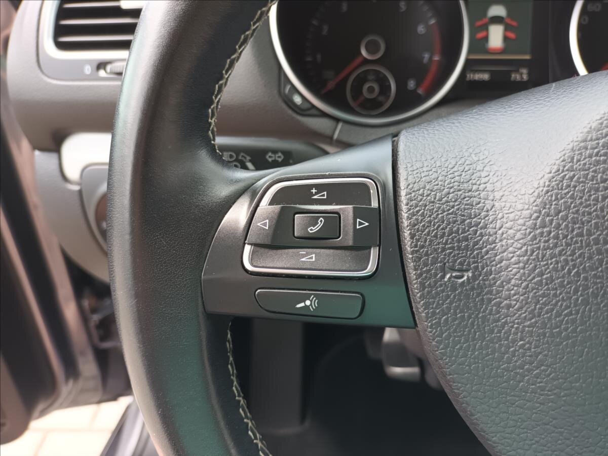 Volkswagen Golf Hatchback 1,2 l 63 kw