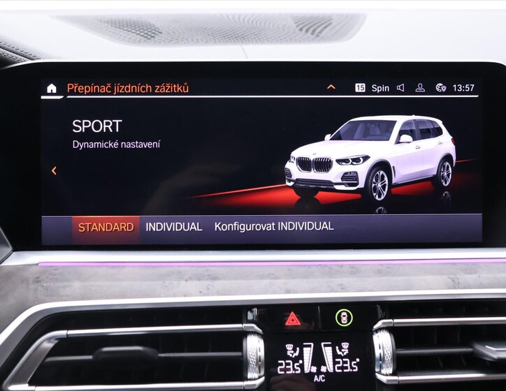 BMW X5 SUV / Terénní 3,0 l 210 kw