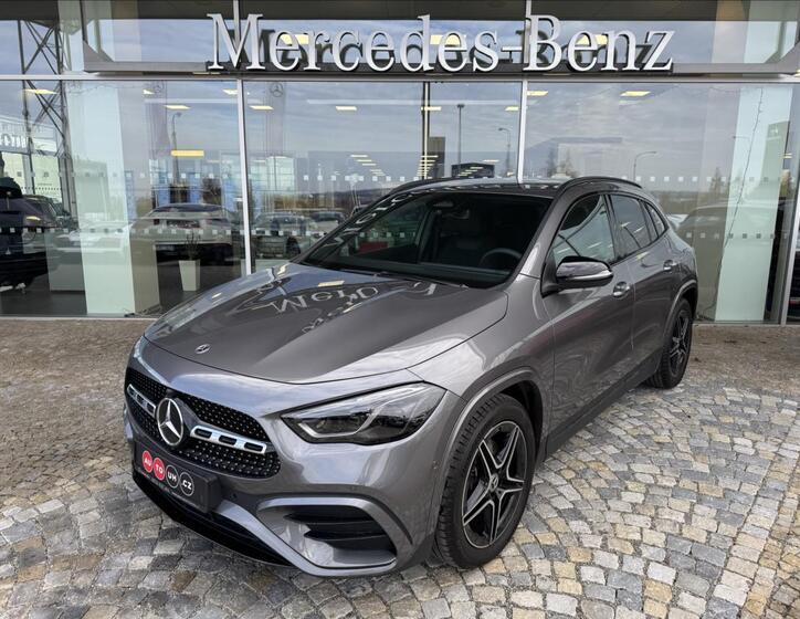 Mercedes-Benz GLA 1