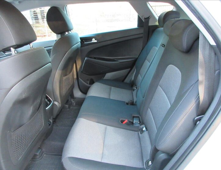 Hyundai Tucson SUV 1,6 l 100 kw