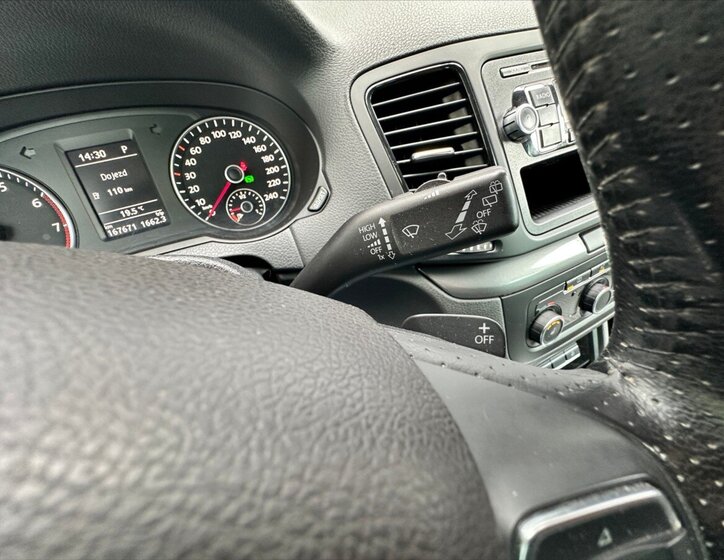 Seat Alhambra Kombi 1,4 l 110 kw