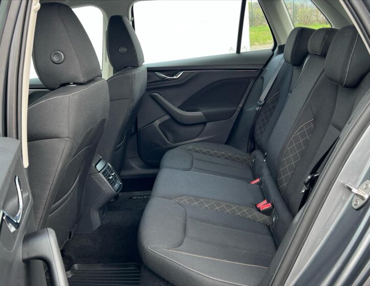 Škoda Kamiq Hatchback 999,0 81 kw