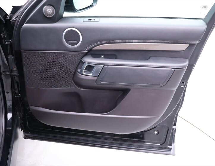 Land Rover Discovery 14