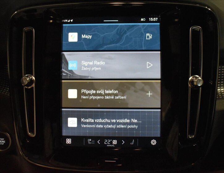 Volvo XC40 SUV / Terénní 2,0 l 145 kw