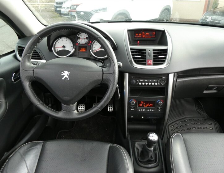 Peugeot 207 Kabriolet 1,6 l 88 kw