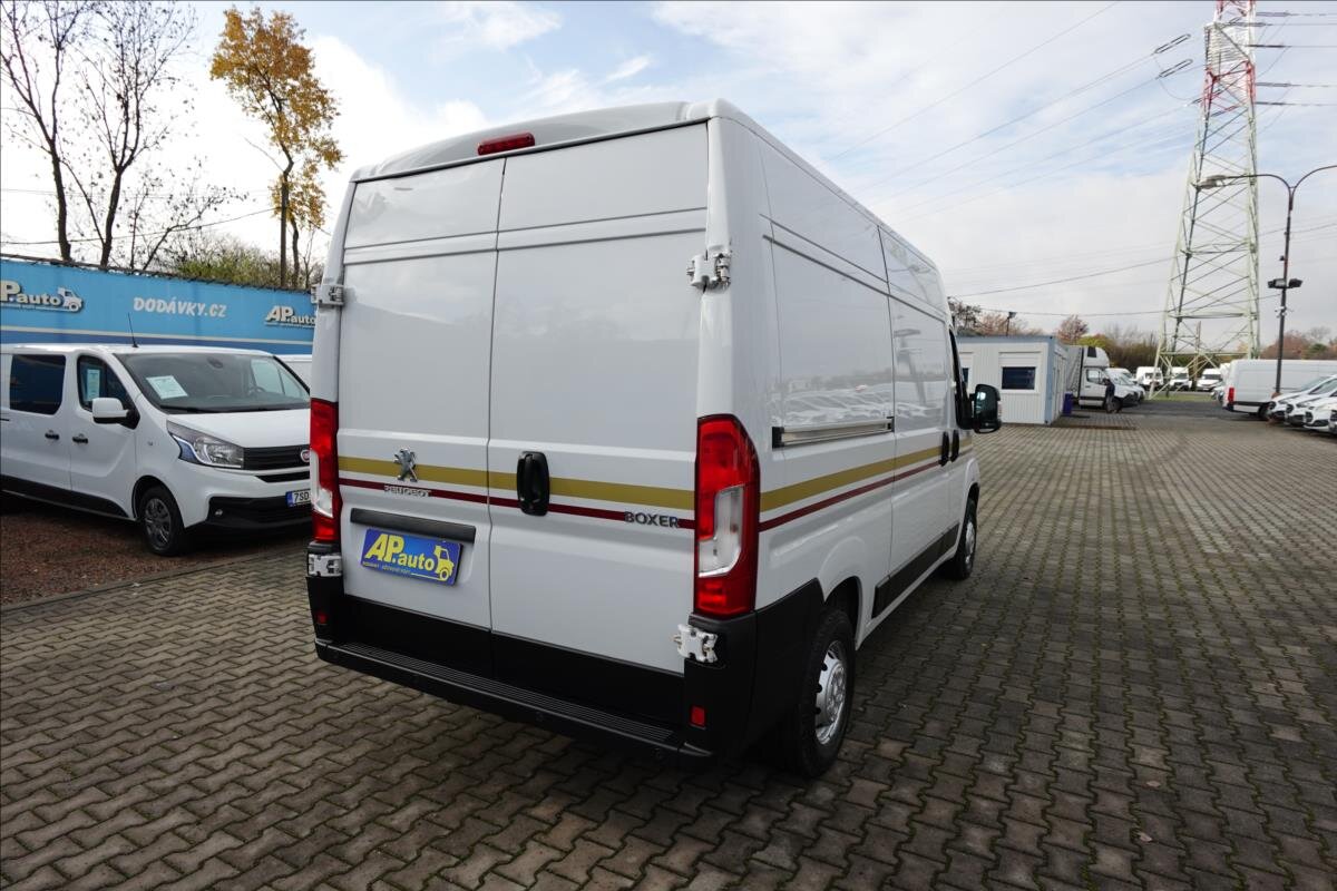 Peugeot Boxer Ostatní 2,2 l 121 kw