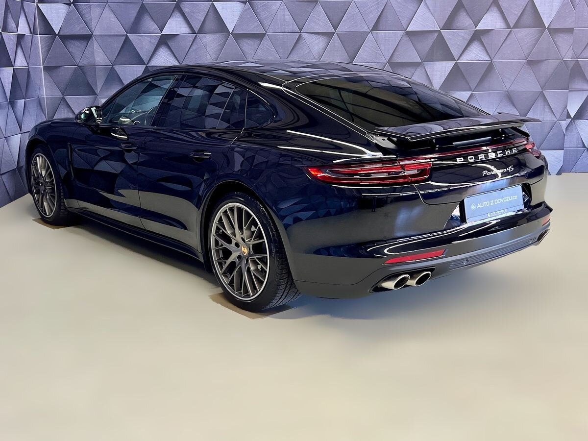 Porsche Panamera Liftback 4,0 l 310 kw