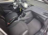 Peugeot 208 Hatchback 1,2 l 60 kw