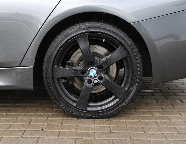 BMW Řada 3 Kombi 3,0 l 190 kw